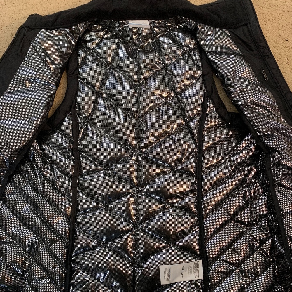 Black Vest - Picture 3 of 5